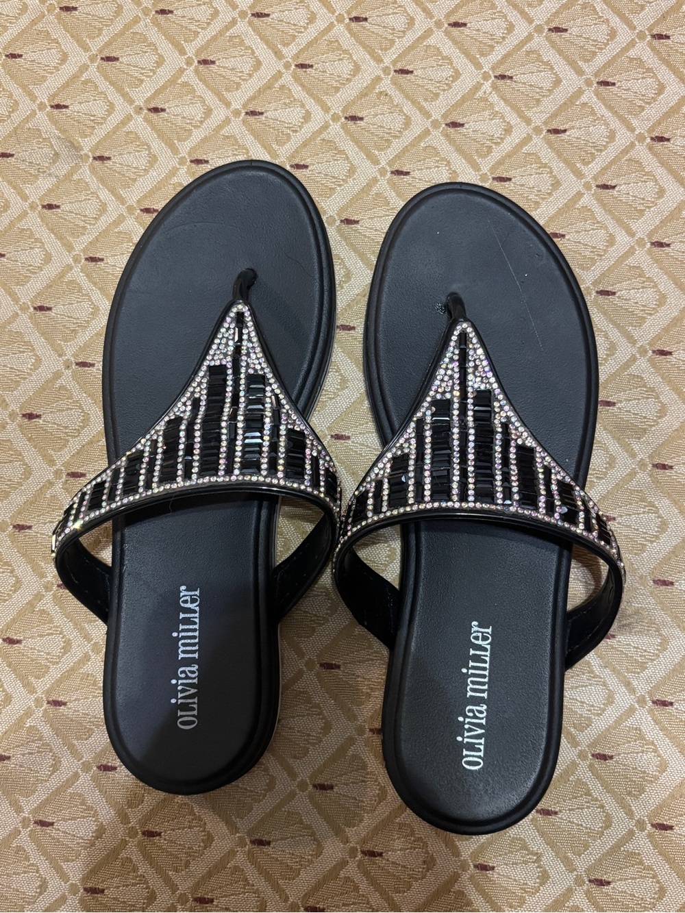 Olivia Miller Women’s Size 7 Black Rhinestone Jeweled Thong Sandals Flip Flops